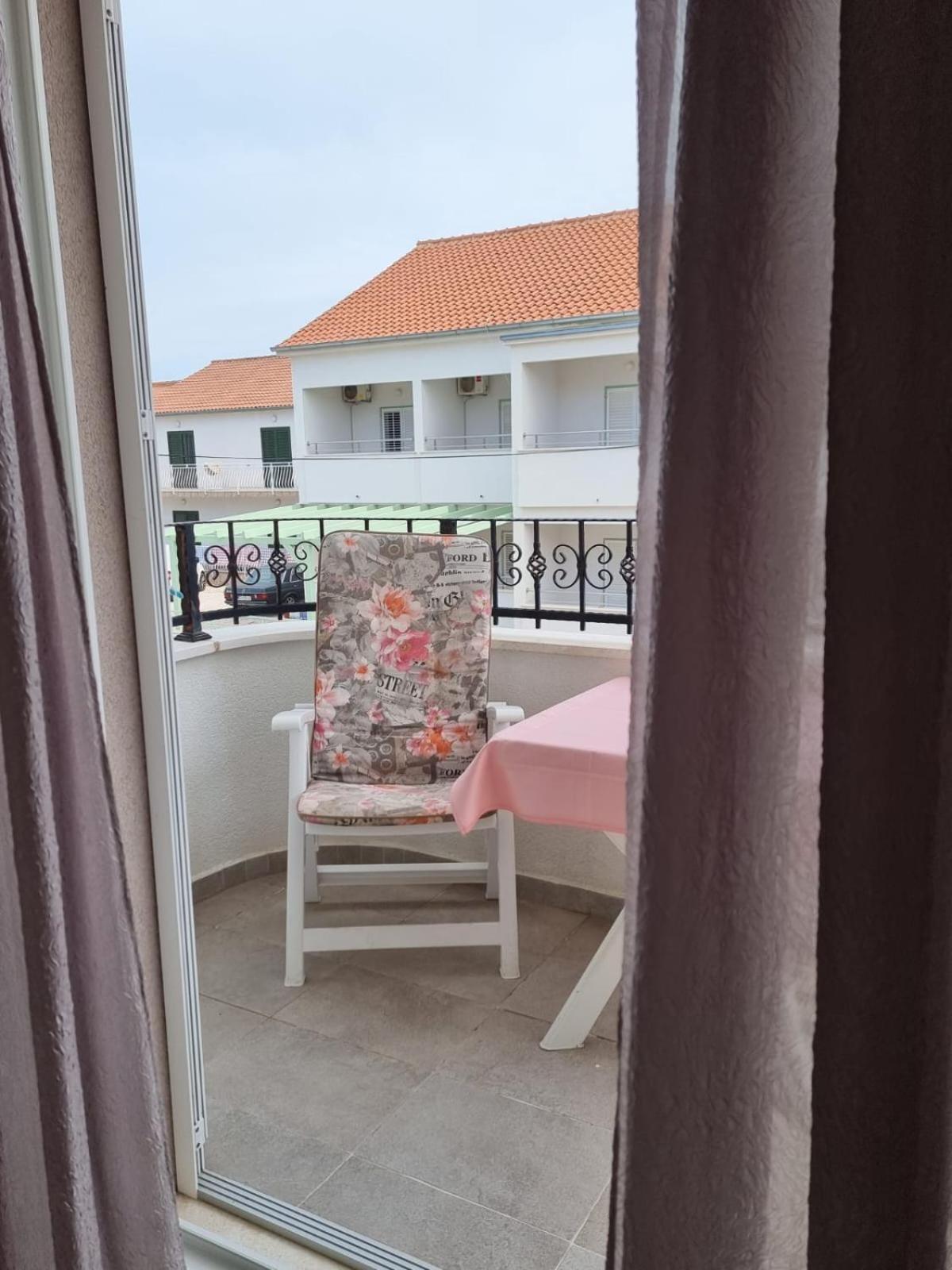 Vila Bonbon 2 Biograd Na Moru Esterno foto