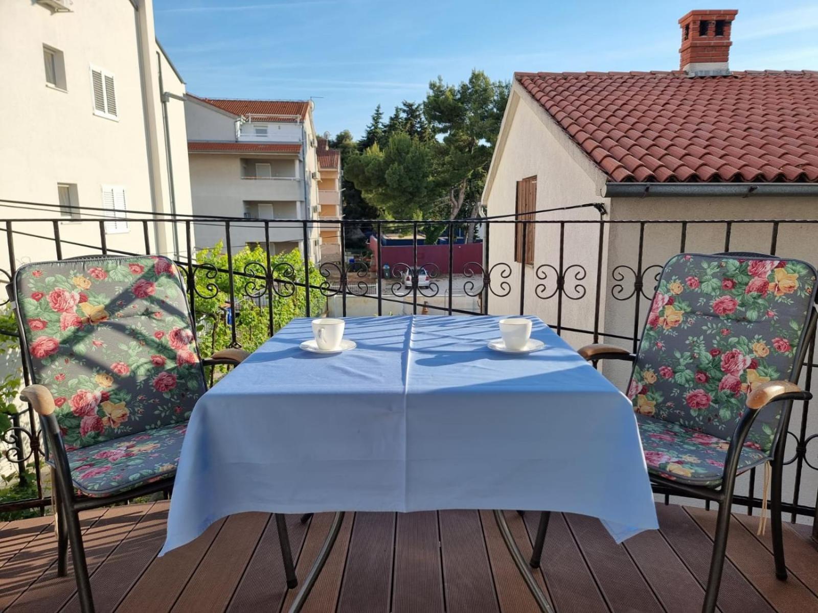 Vila Bonbon 2 Biograd Na Moru Esterno foto